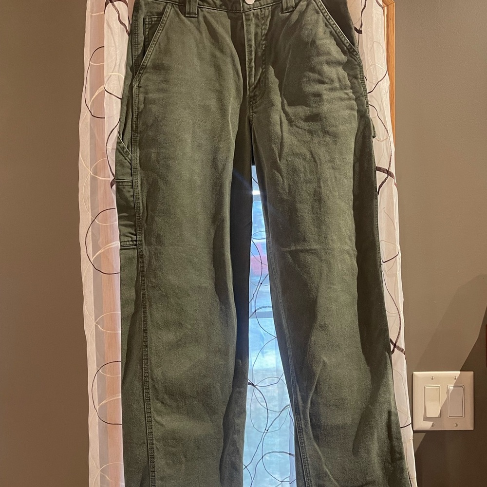TNA Wide Leg Cargo Pants in Olive Green - Picture 4 of 9